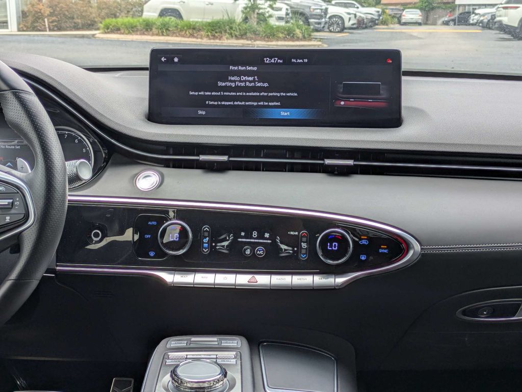 2025 GENESIS GV70 Sport - Photo 23