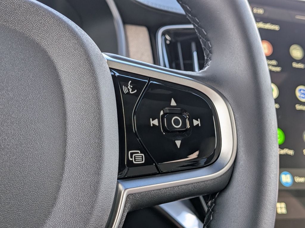2026 Volvo XC90 Plus - Photo 34