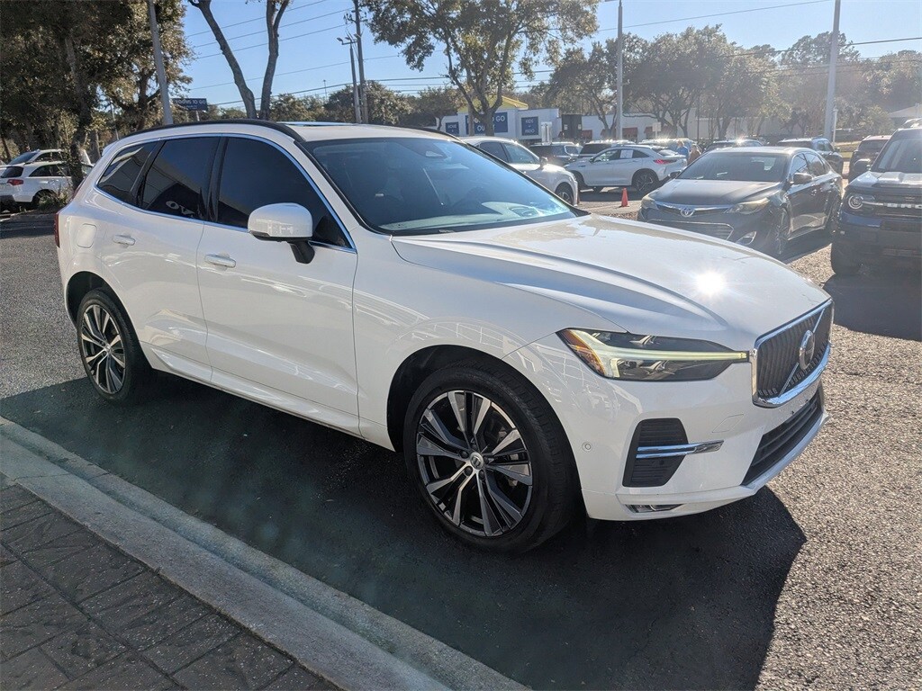Used 2022 Volvo XC60 B5 FWD Momentum SUV