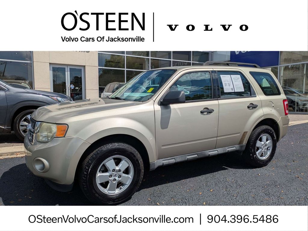 2010 Ford Escape XLS