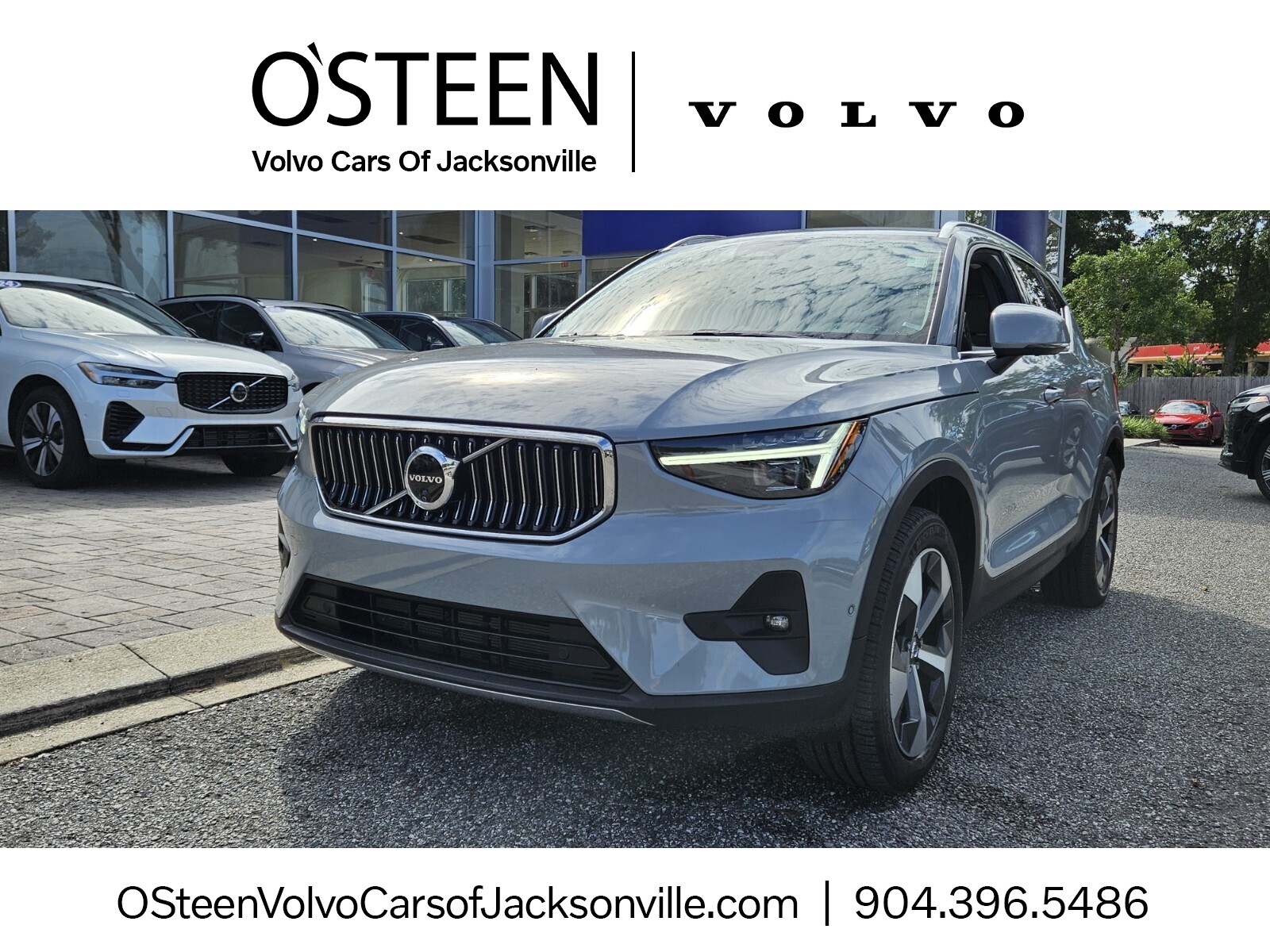 2024 Volvo XC40 B5 Plus Bright