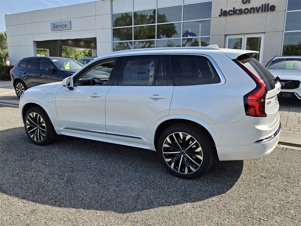 New 2025 Volvo XC90 plug-in hybrid T8 (2025.5) Ultra 7-Seater SUV