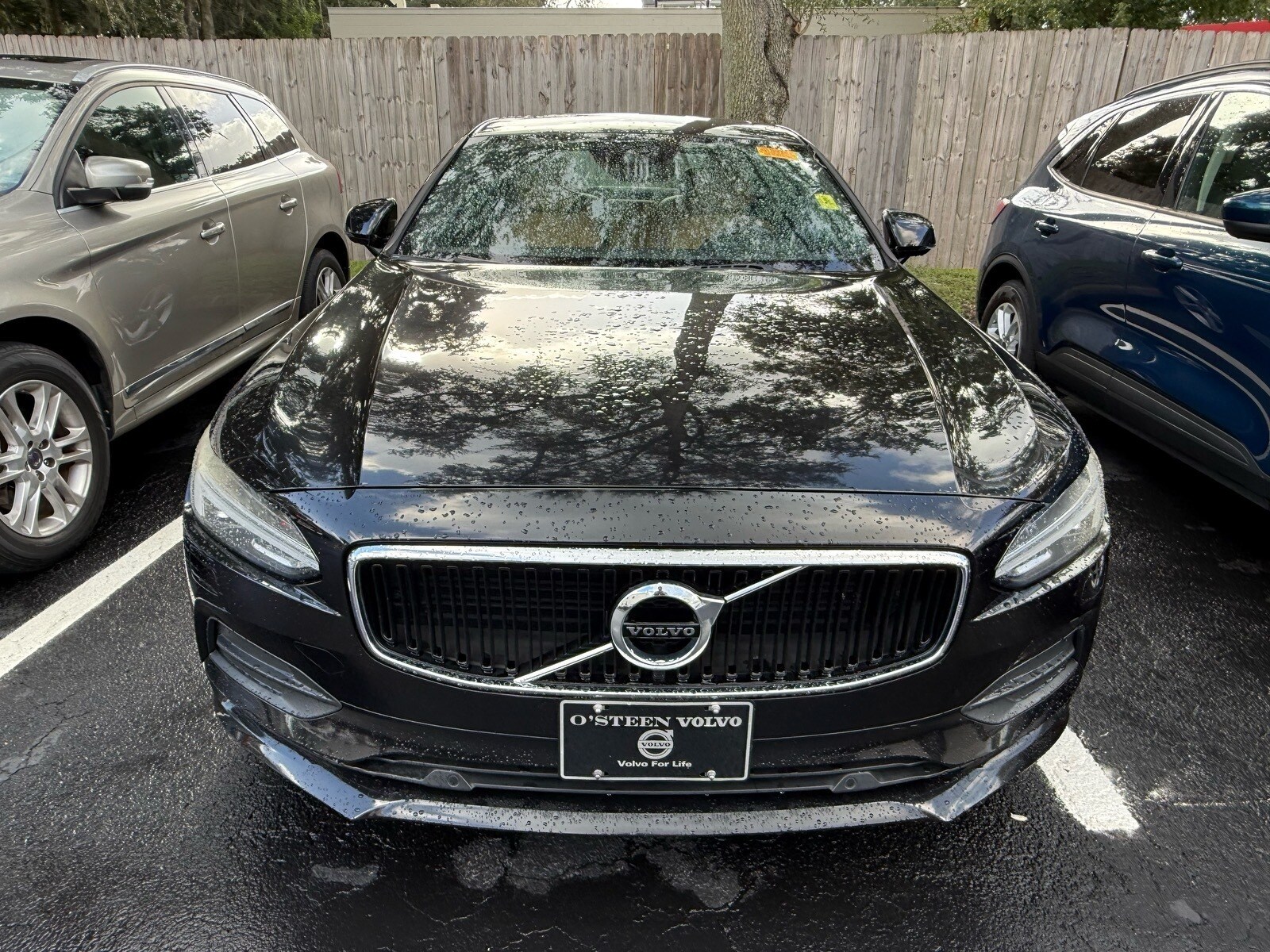2017 Volvo S90 T5 Momentum photo 2