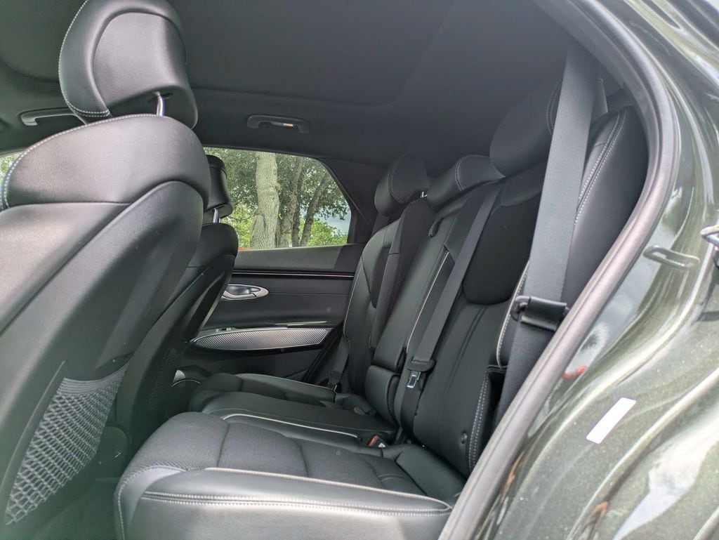 2025 GENESIS GV70 Sport - Photo 16