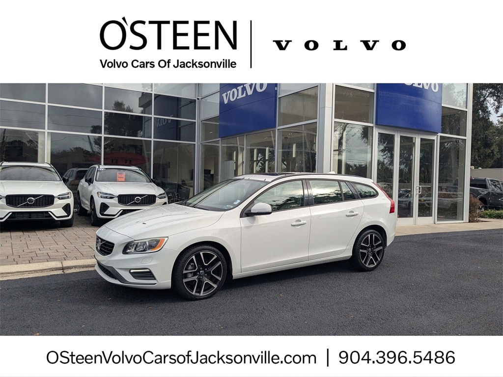 2018 Volvo V60 Dynamic's photo