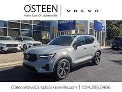 2026 Volvo XC40 B4 Core FWD SUV