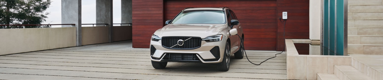 Why You’ll Want to Drive Off in a Volvo XC60 Plug-In Hybrid
