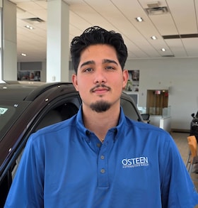 Staff member Kevin G. from ID_94cc66