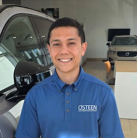 Staff member Jay N. from ID_94cc66