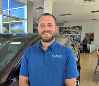 Staff member Jason T. from ID_94cc66