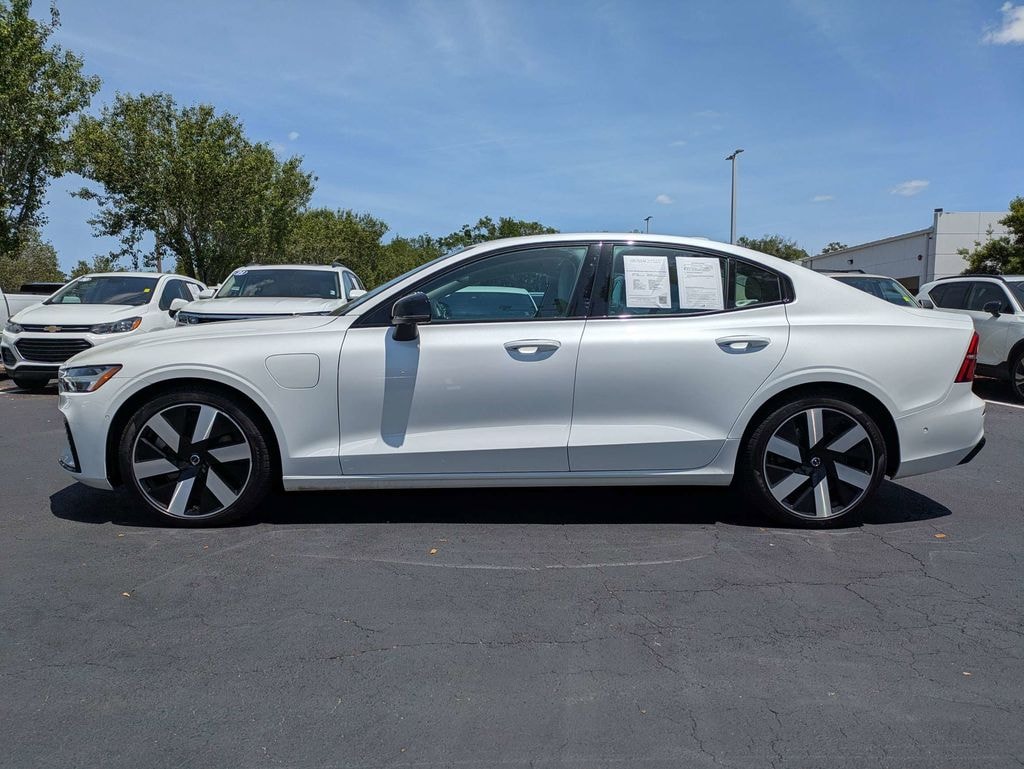 Certified 2024 Volvo S60 plug-in hybrid T8 Plus Dark Sedan