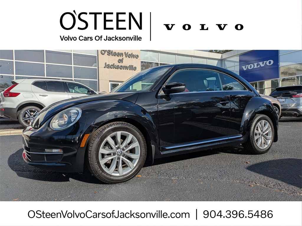 2014 Volkswagen Beetle 2.0's photo