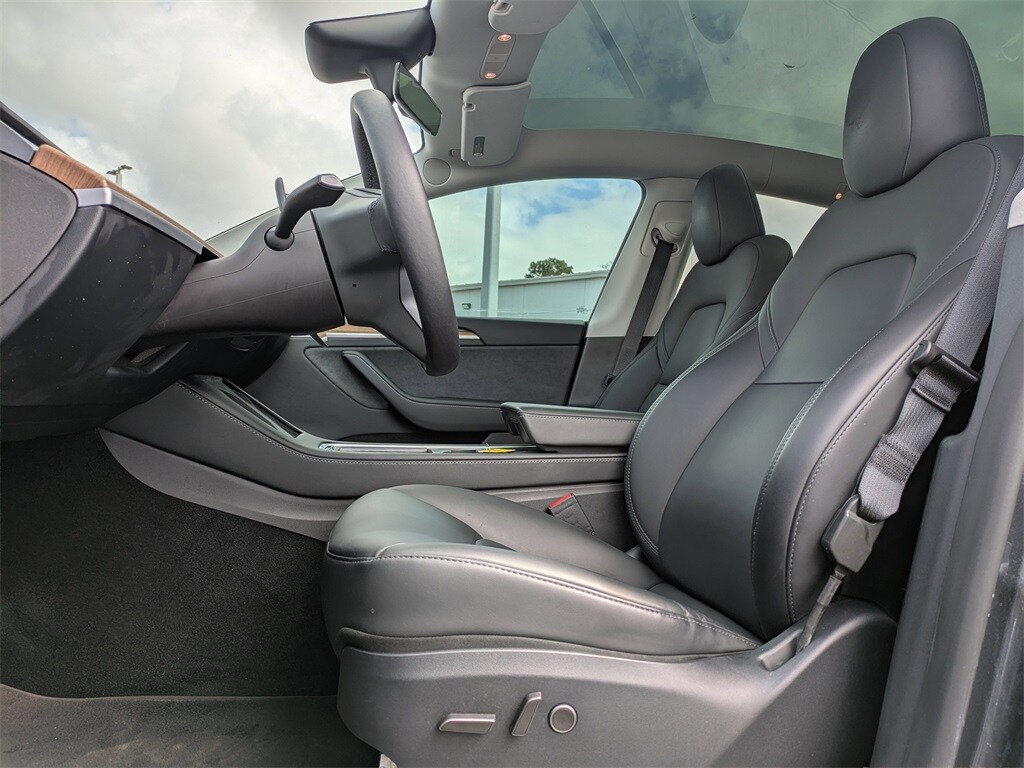 Used 2024 Tesla Model Y Long Range SUV