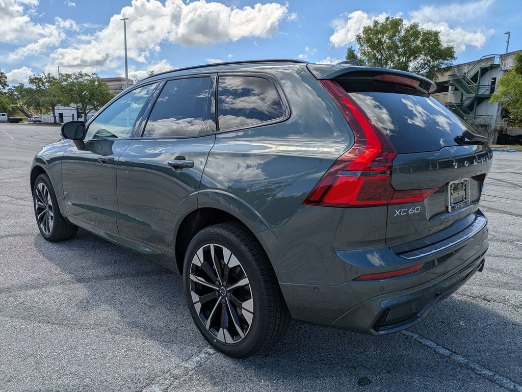 New 2026 Volvo XC60 B5 Plus SUV