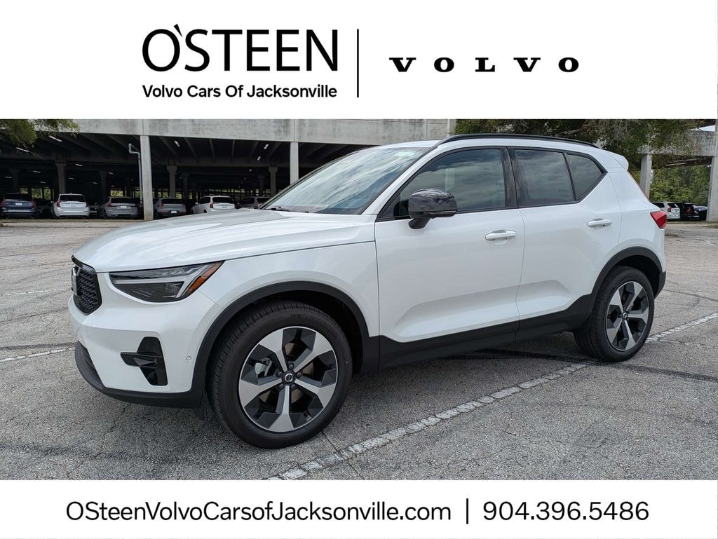New 2026 Volvo XC40 B5 Plus SUV