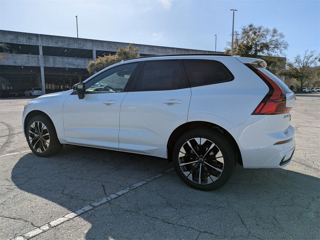 New 2026 Volvo XC60 B5 Plus SUV