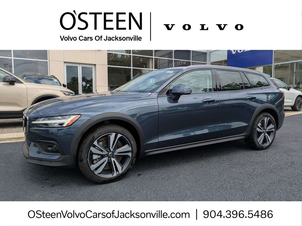 Denim Blue 2026 Volvo V60 Cross Country B5 Plus AWD Wagon All-Wheel Drive 8-Speed Automatic