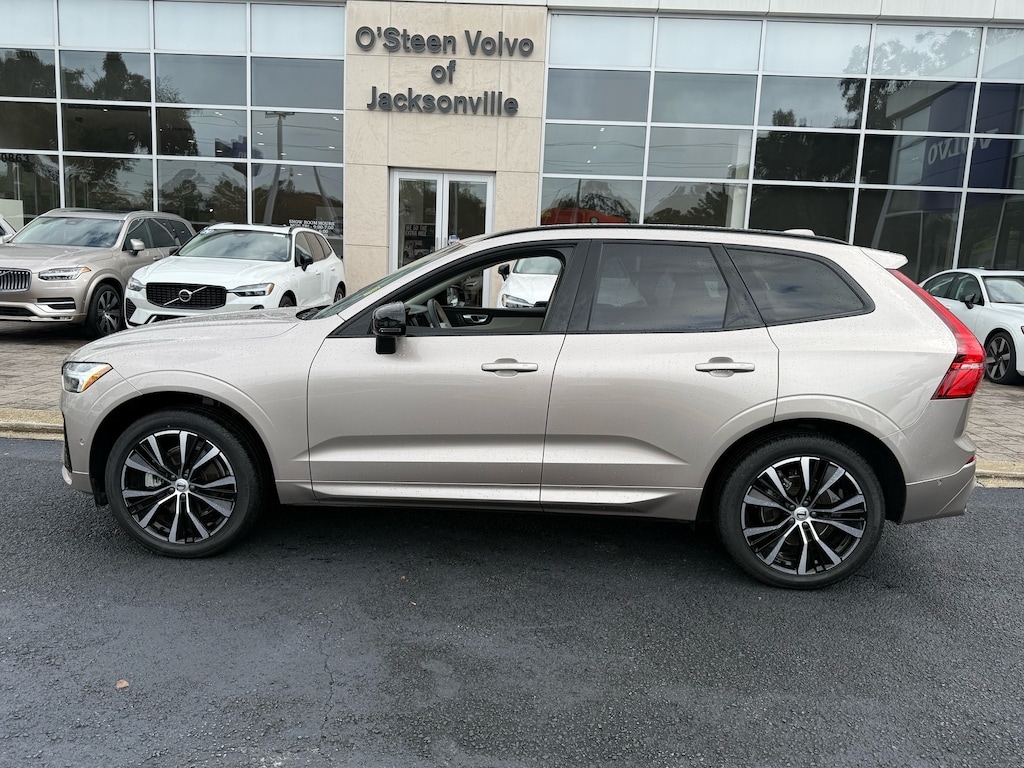 Used 2025 Volvo XC60 B5 Plus SUV