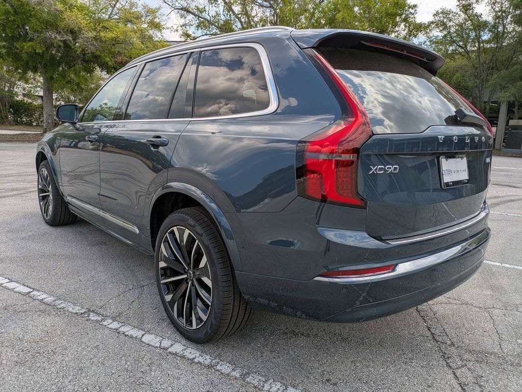 New 2026 Volvo XC90 B6 Plus 7-Seater SUV