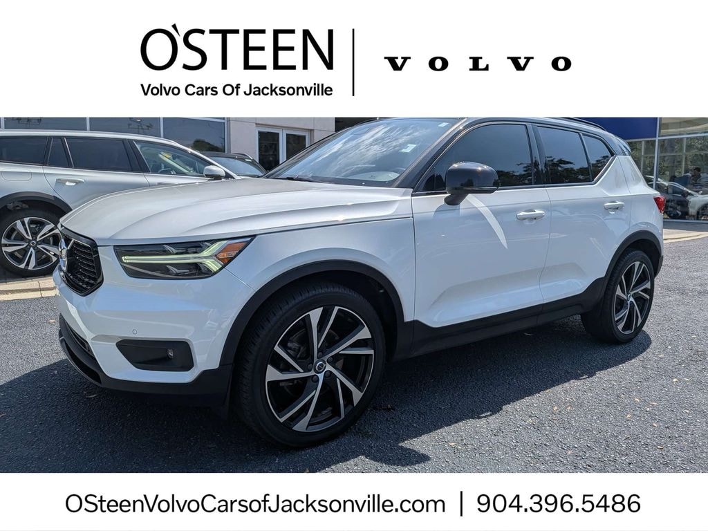 Used 2020 Volvo XC40 T4 R-Design SUV
