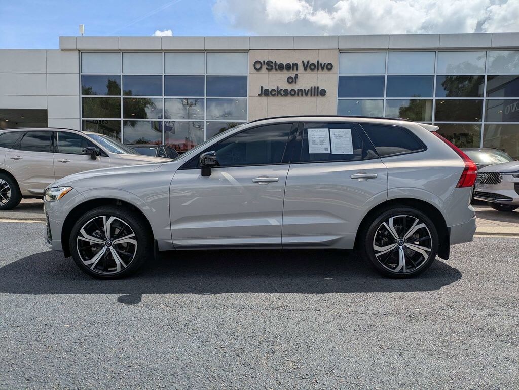 Used 2023 Volvo XC60 B5 AWD Ultimate Dark SUV
