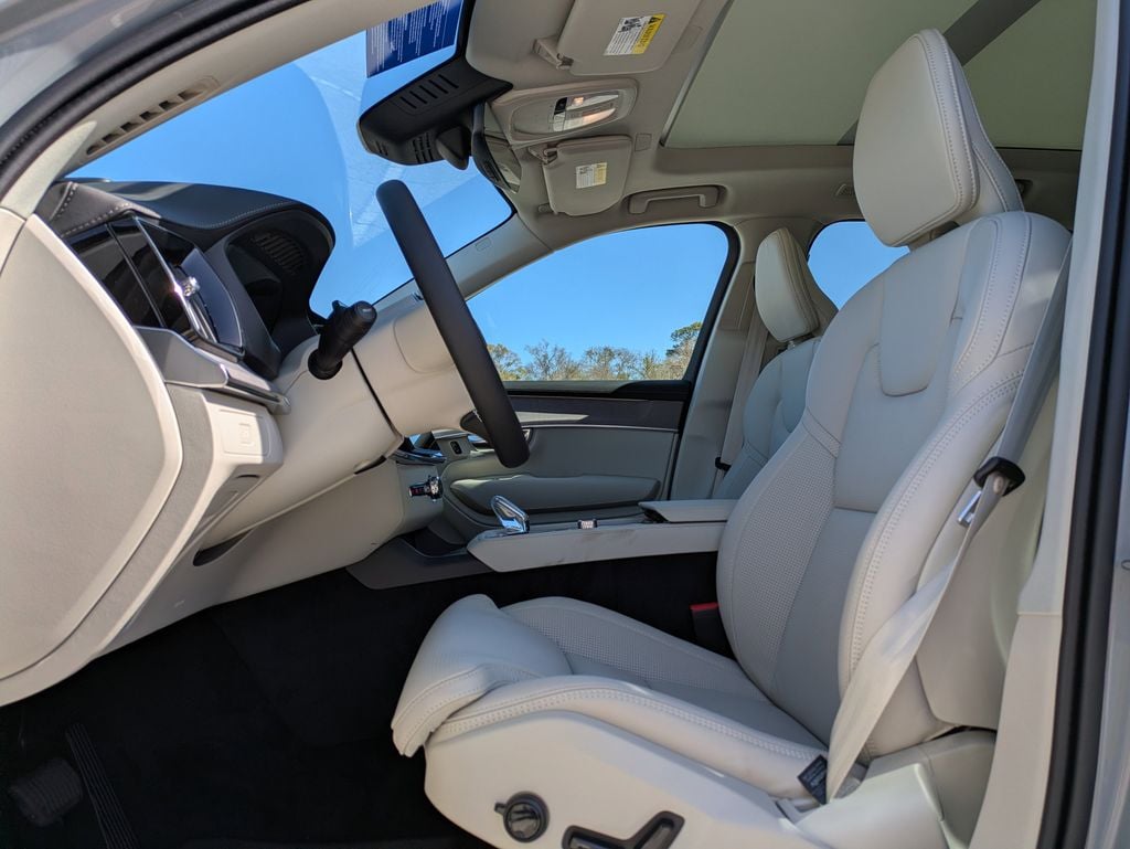 New 2026 Volvo XC90 B6 Ultra 7-Seater SUV