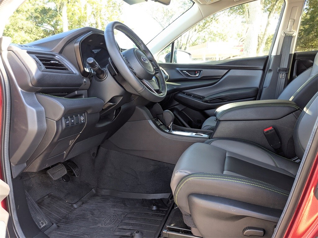 2024 Subaru Ascent Onyx Edition photo 2