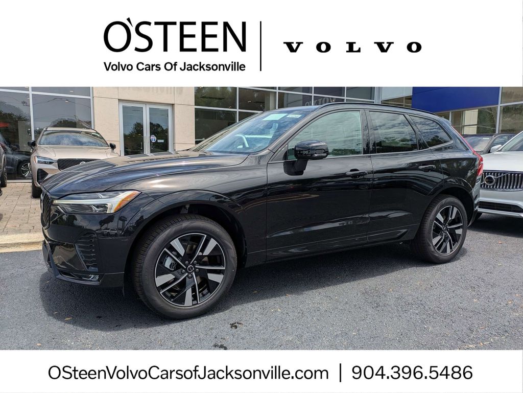 2026 Volvo XC60 B5 Core Dark AWD's photo