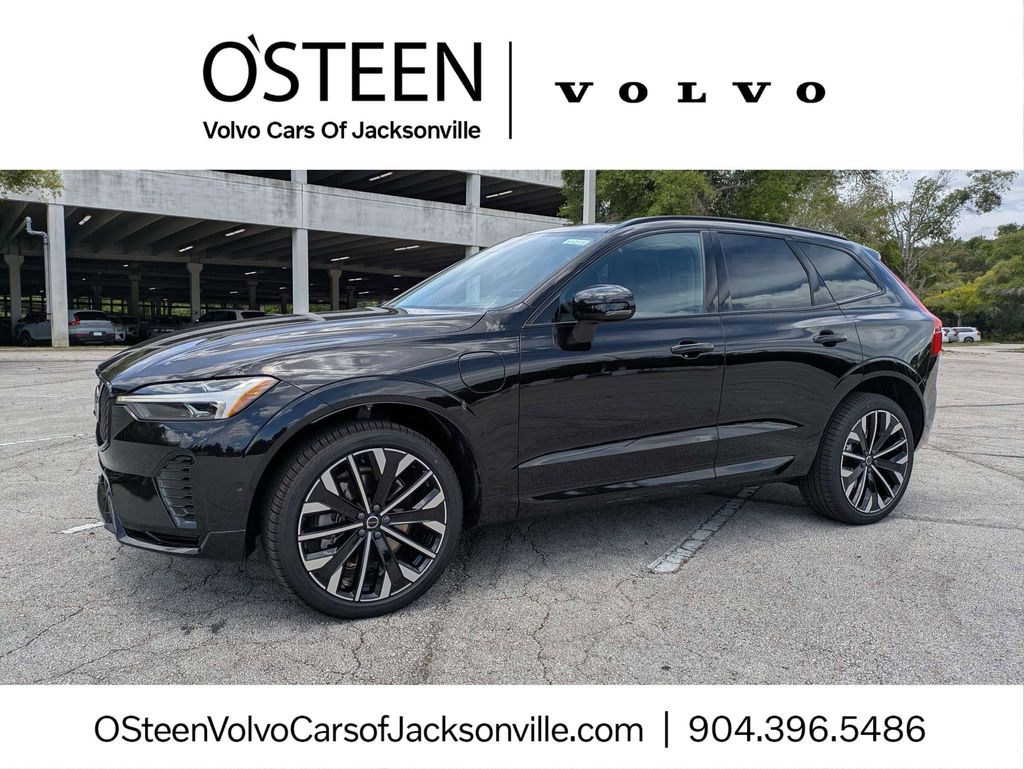 2026 Volvo XC60 plug-in hybrid