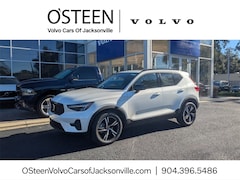 2026 Volvo XC40 B4 Core FWD SUV
