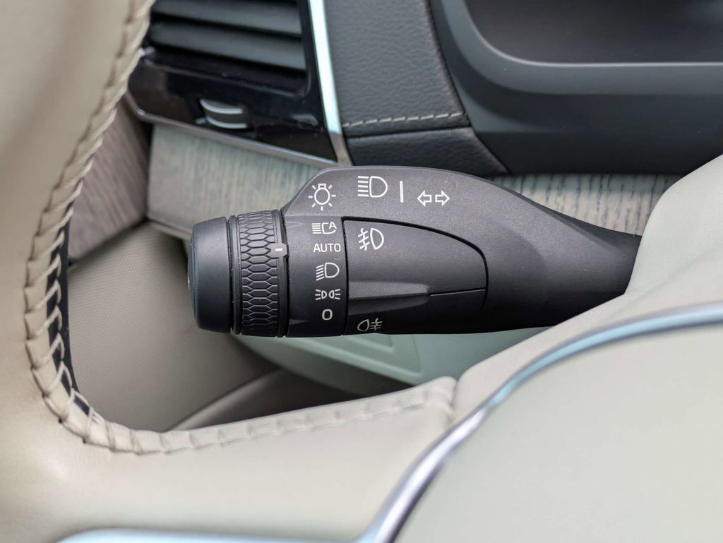 2022 Volvo XC90 Inscription - Photo 37