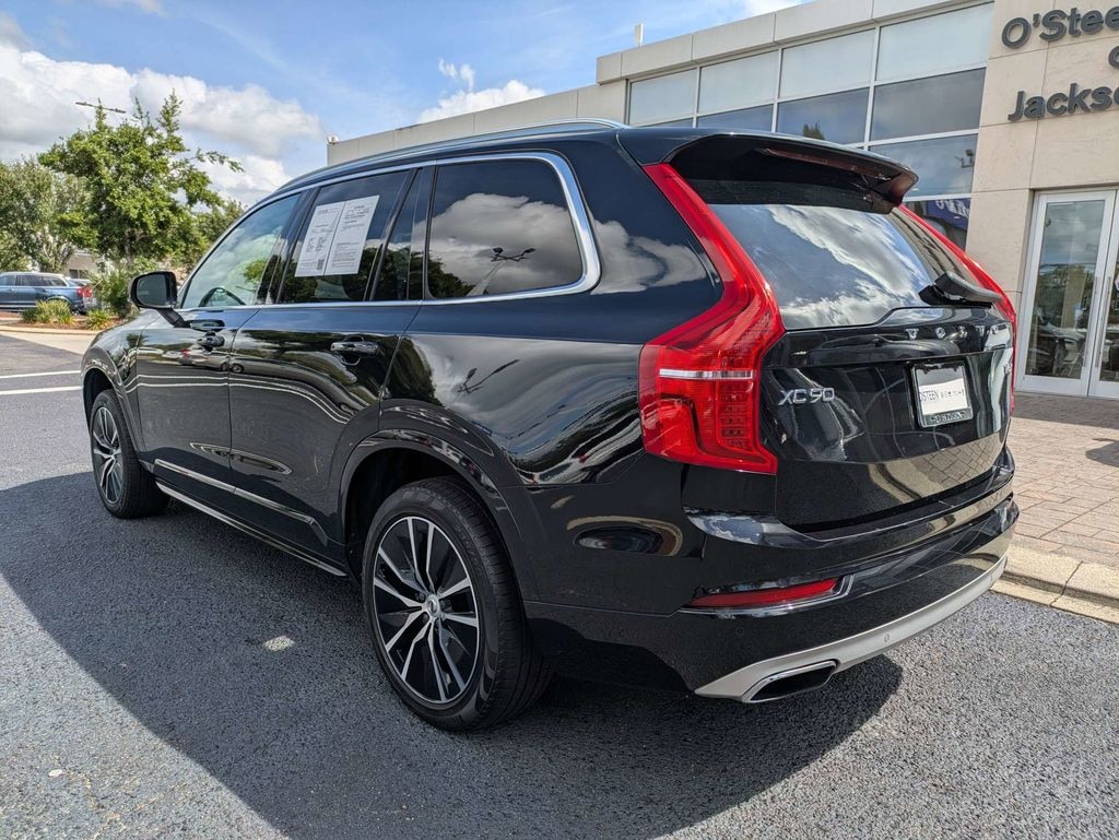 Used 2020 Volvo XC90 T6 Momentum 7 Passenger SUV