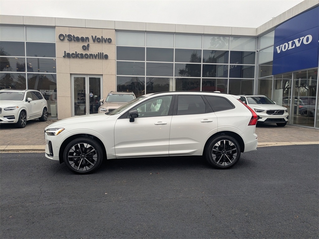 New 2026 Volvo XC60 B5 Plus SUV