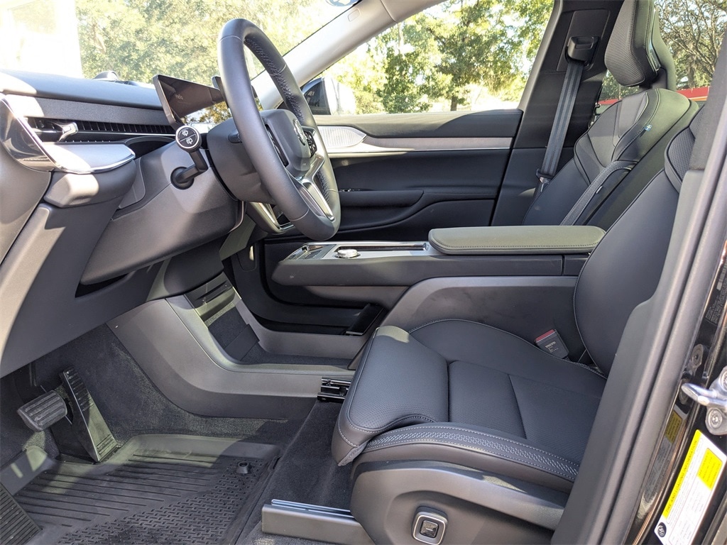 Certified 2025 Volvo EX90 Ultra with VIN 7JDE23KL7SG013189 for sale in Jacksonville, FL