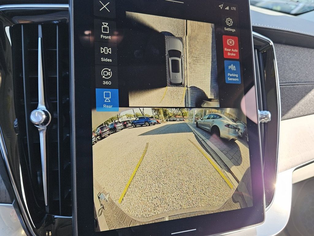 2026 Volvo XC90 Ultra - Photo 31