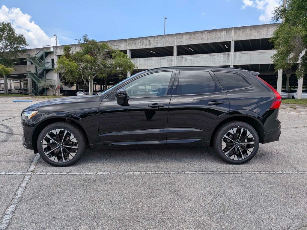 New 2026 Volvo XC60 B5 Plus SUV