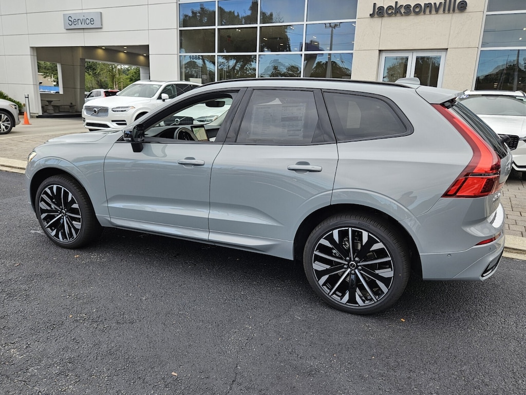 New 2026 Volvo XC60 B5 Ultra SUV