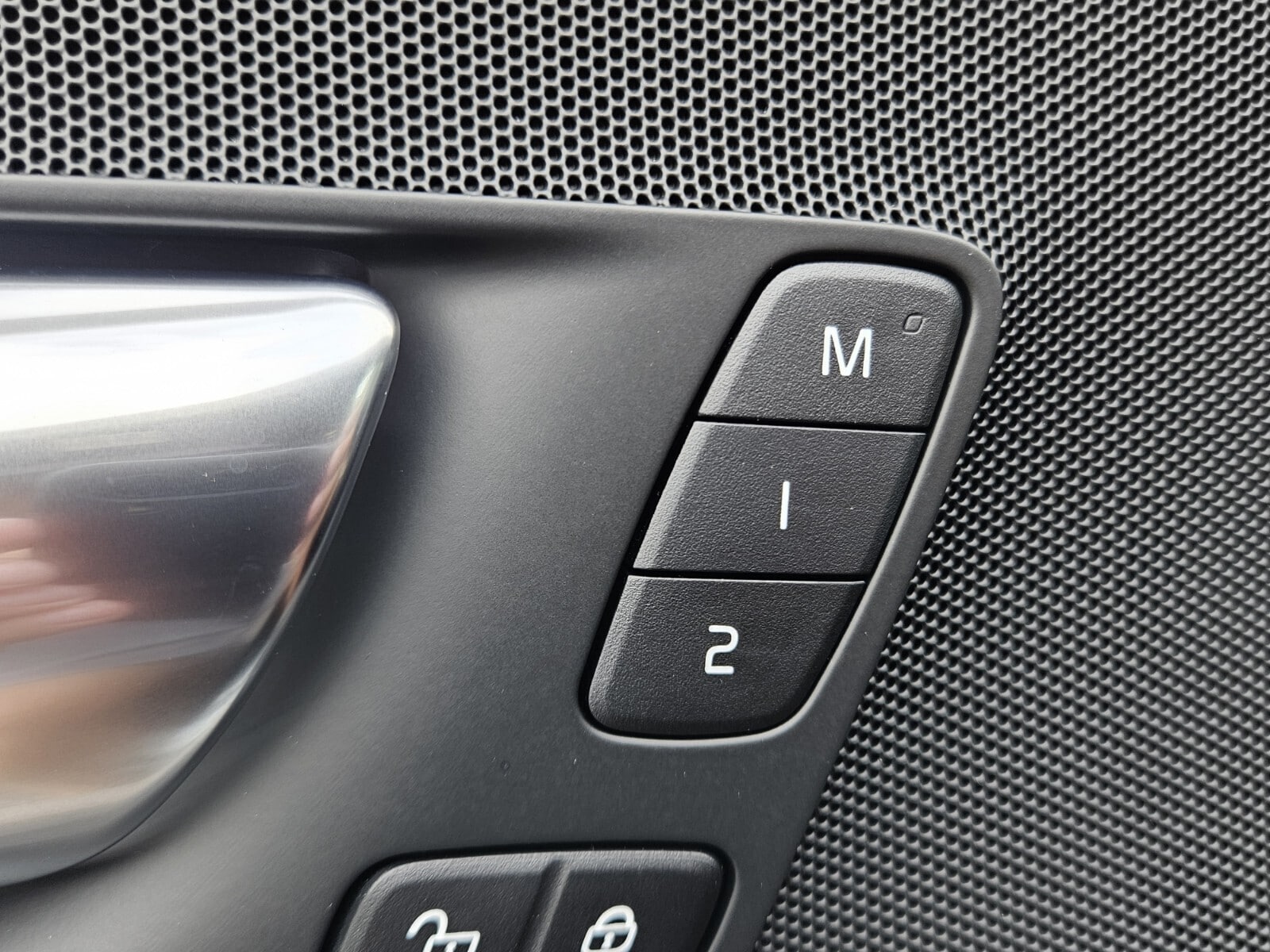 2026 Volvo XC60 Core - Photo 41
