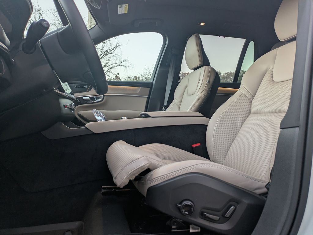 New 2026 Volvo XC90 B6 Ultra 7-Seater SUV