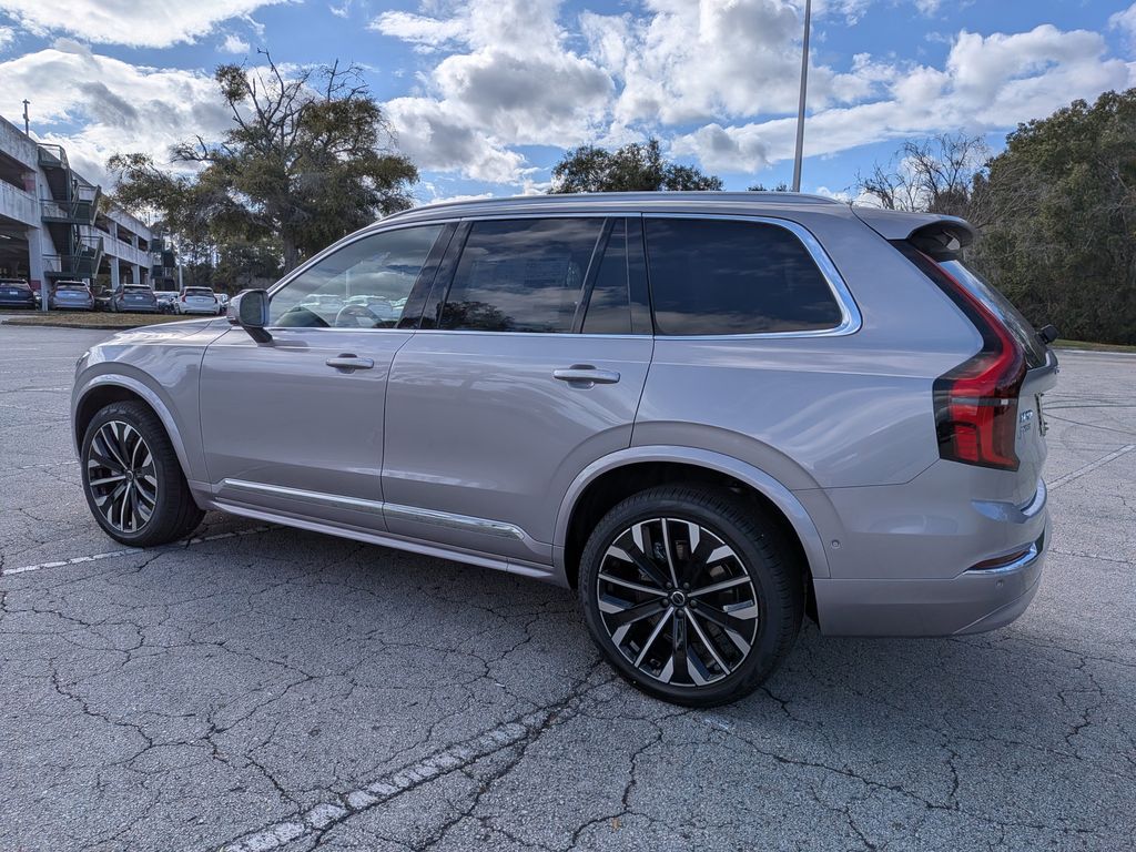 2026 Volvo XC90 Plus - Photo 9