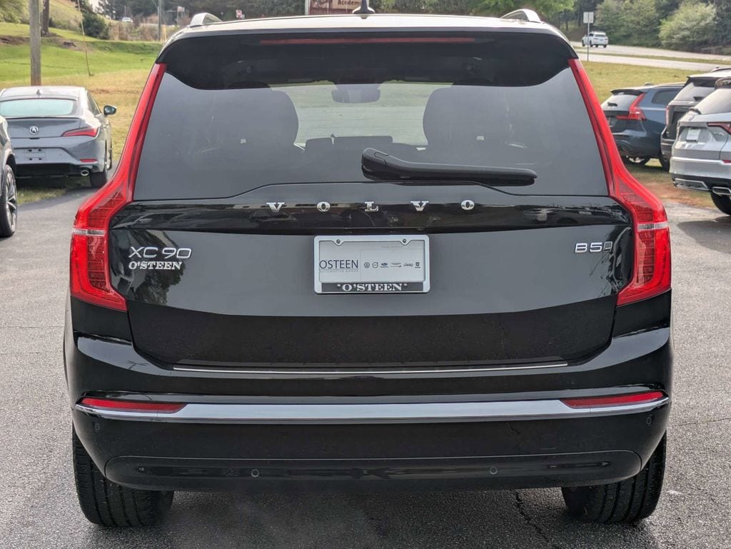Used 2023 Volvo XC90 B5 AWD Plus SUV