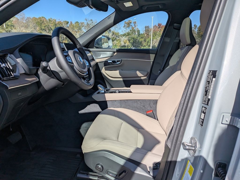 New 2026 Volvo XC90 B6 Plus 7-Seater SUV