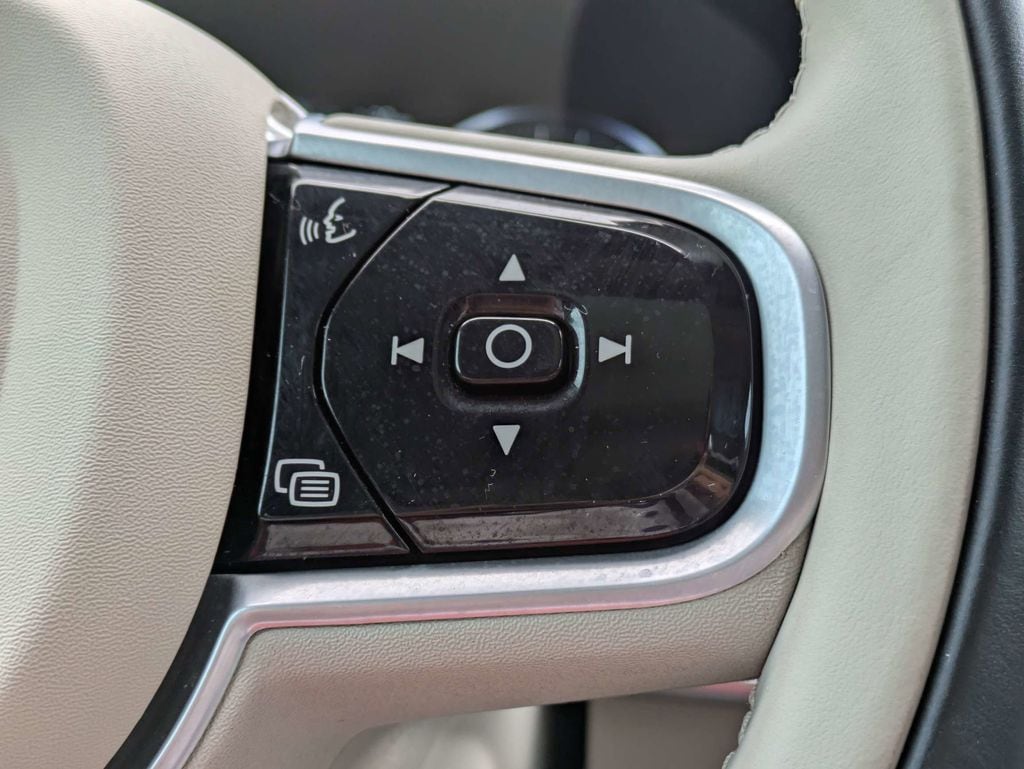 2022 Volvo XC90 Inscription - Photo 36