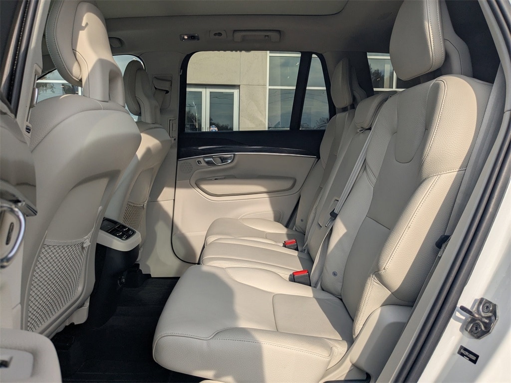 Used 2018 Volvo XC90 T6 AWD Momentum (7 Passenger) SUV