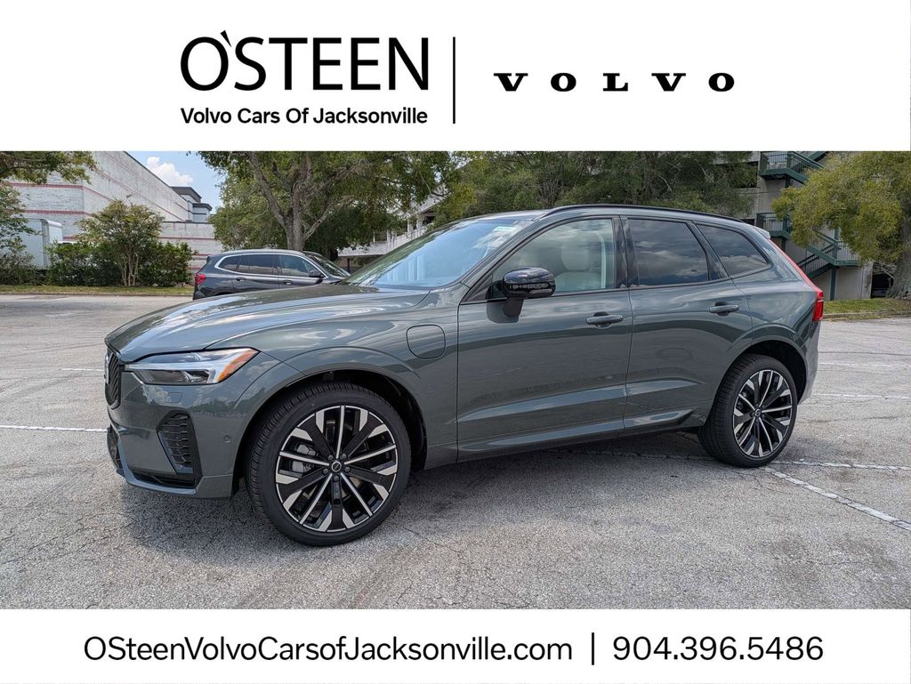 2026 Volvo XC60 plug-in hybrid