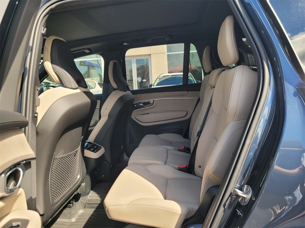 New 2026 Volvo XC90 B6 Plus 7-Seater SUV
