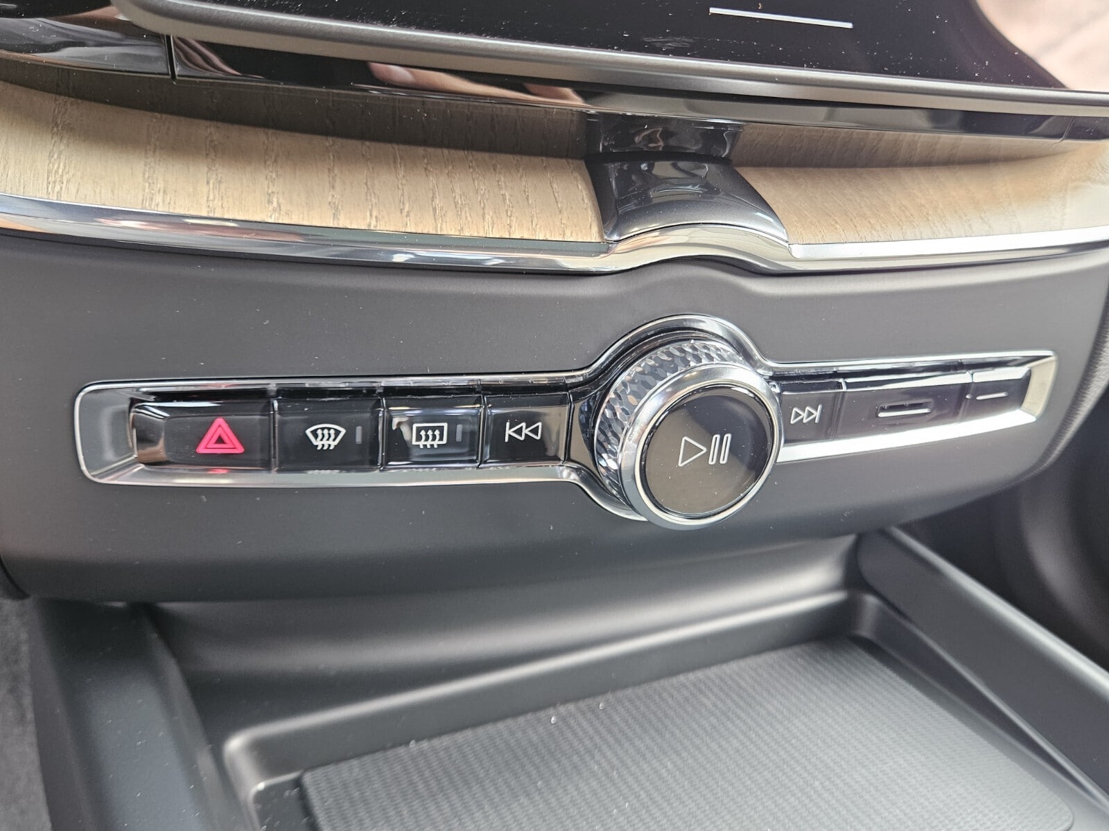 2026 Volvo XC60 Core - Photo 32