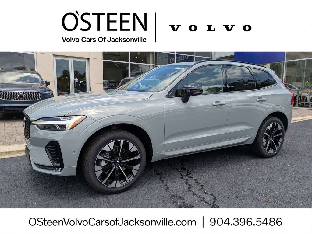 2026 Volvo XC60 B5 Plus Dark AWD's photo