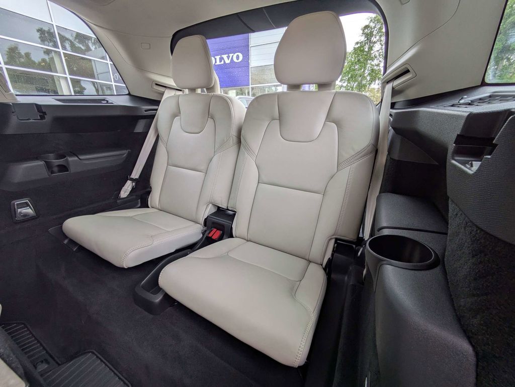 2022 Volvo XC90 Inscription - Photo 19