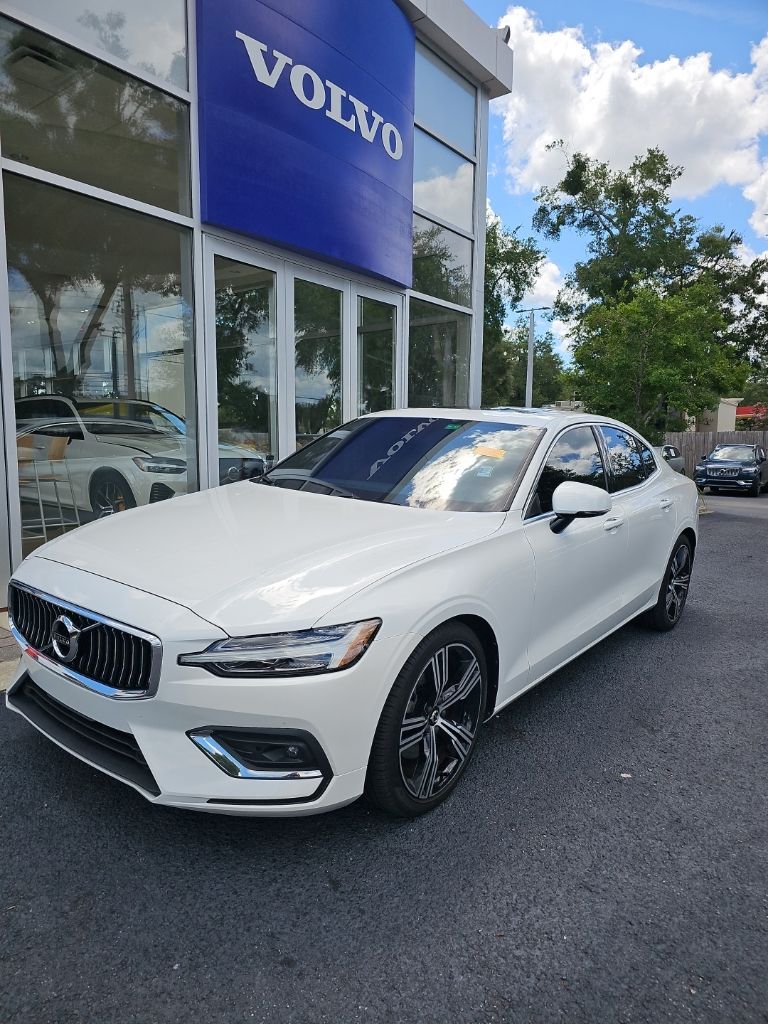 2020 Volvo S60 T5 Inscription's photo
